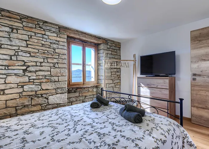 Marla By Interhome Livade