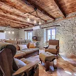 Marla By Interhome Livade